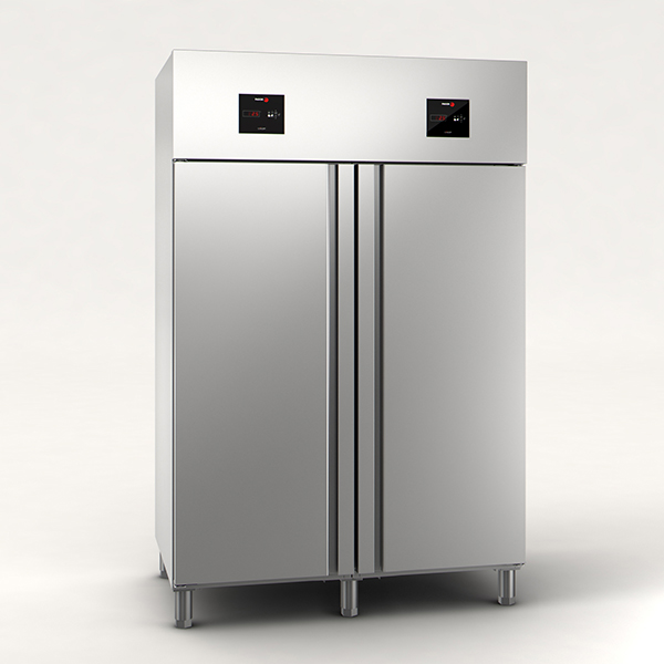 Upright type refrigerators